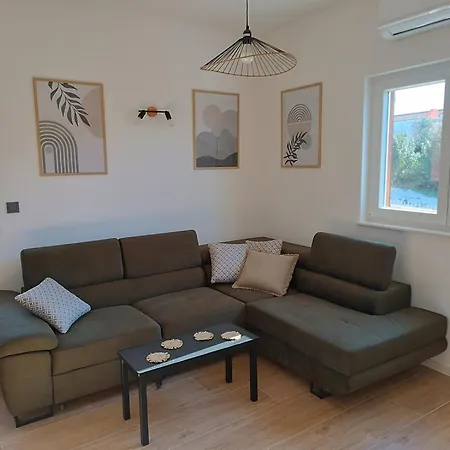 House Inga * Pirovac