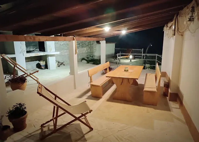 Vakantiehuis House Inga *